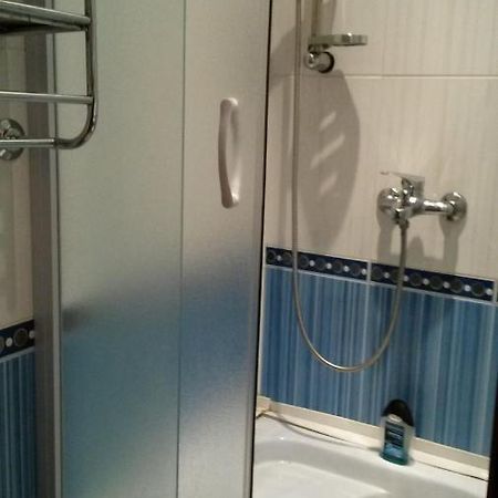 La Pina Hostel นาร์วา-โยเอซู ภายนอก รูปภาพ